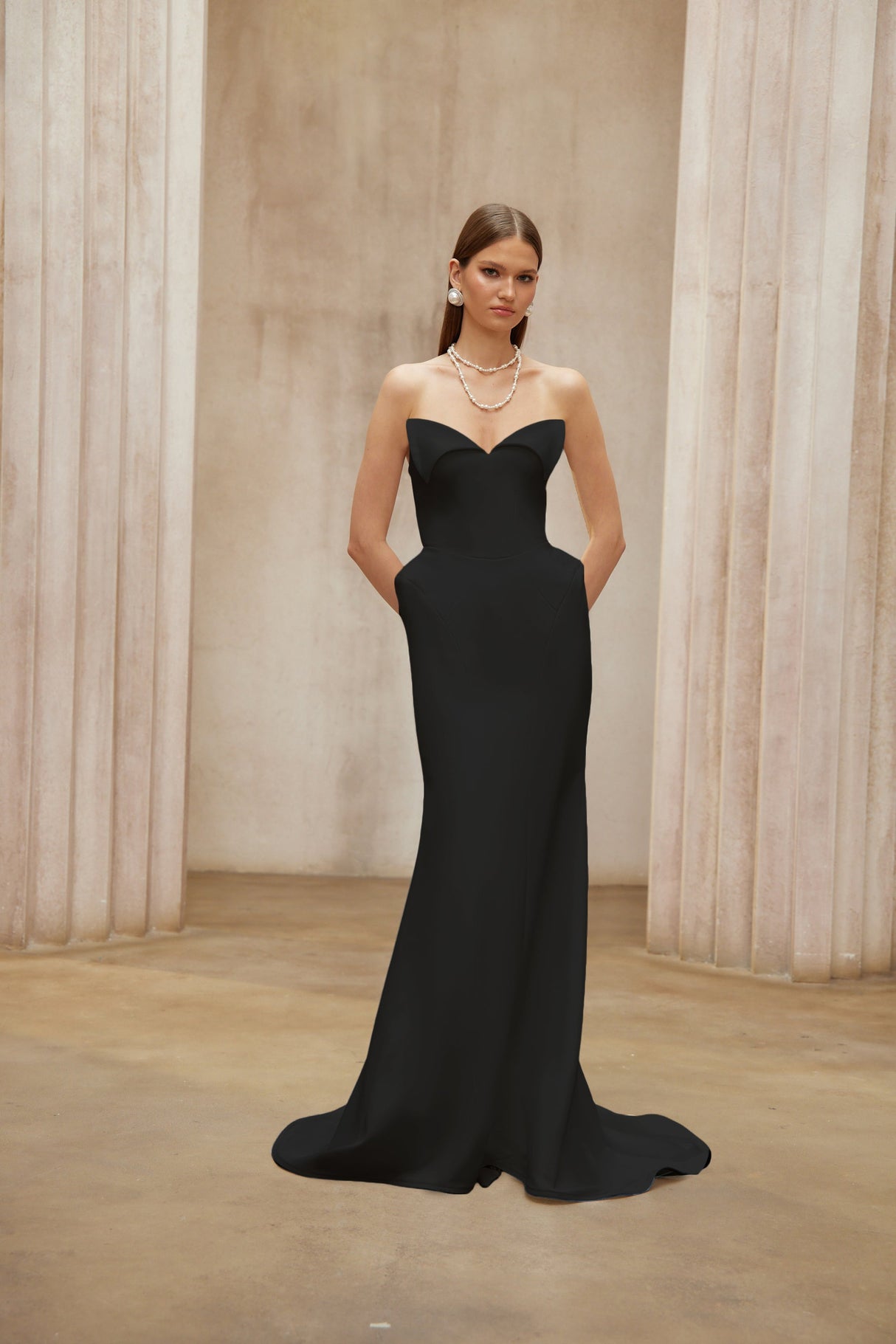 Aurohaya Alba Black Barrel Waist Corset Maxi Dress