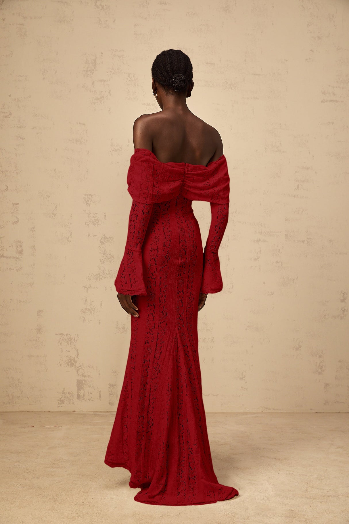 Aurohaya Émeline floral lace train-design maxi dress in Red