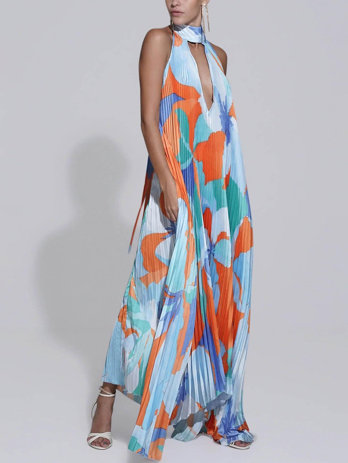 Aurohaya Stylish Pleated Halterneck Strappy Backless Midi Dress