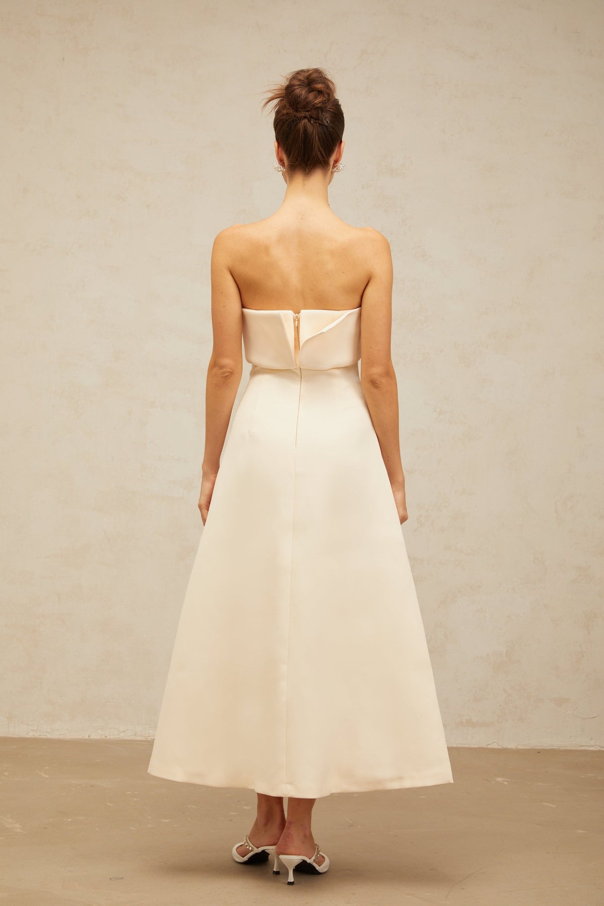 Aurohaya Raphaëlle white folded corset midi dress