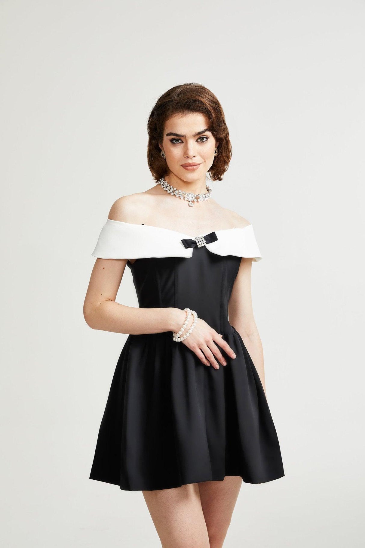 Aurohaya Deniece Black Off-The-Shoulder Mini Dress