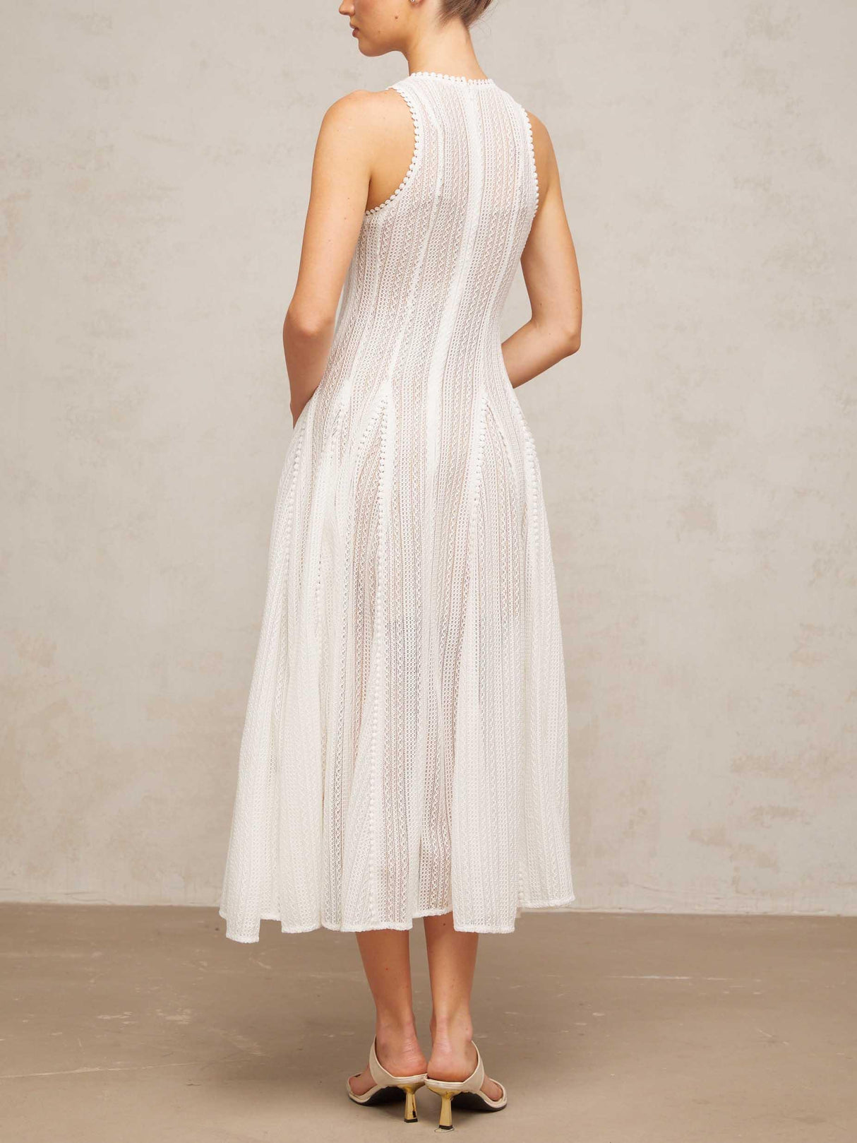 Aurohaya Elegant Hollow Lace Slim Sleeveless Swing Midi Dress