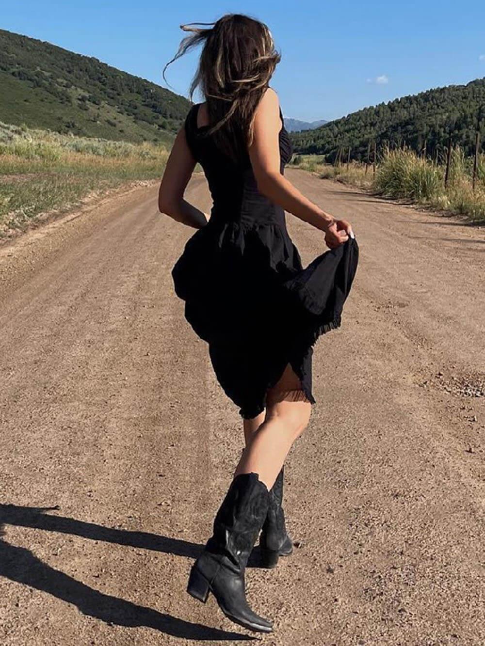 Aurohaya Square Neck Sleeveless Slim Fit Midi Dress