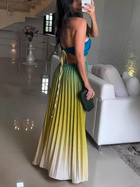 Aurohaya Exquisite Sleeveless Pleated Open Back Ombre Printed Maxi Dress