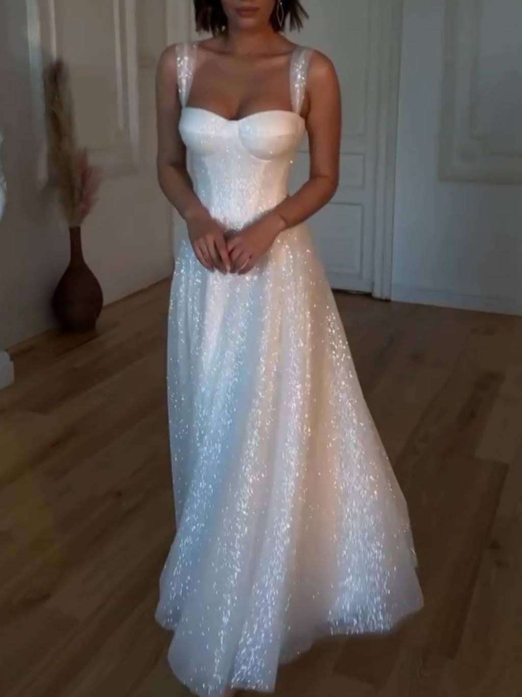 Aurohaya Elegant Shimmering Ball Gown