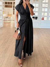 Aurohaya Exquisite V-neck Waist Pleated Shirt-style Maxi Dress Black