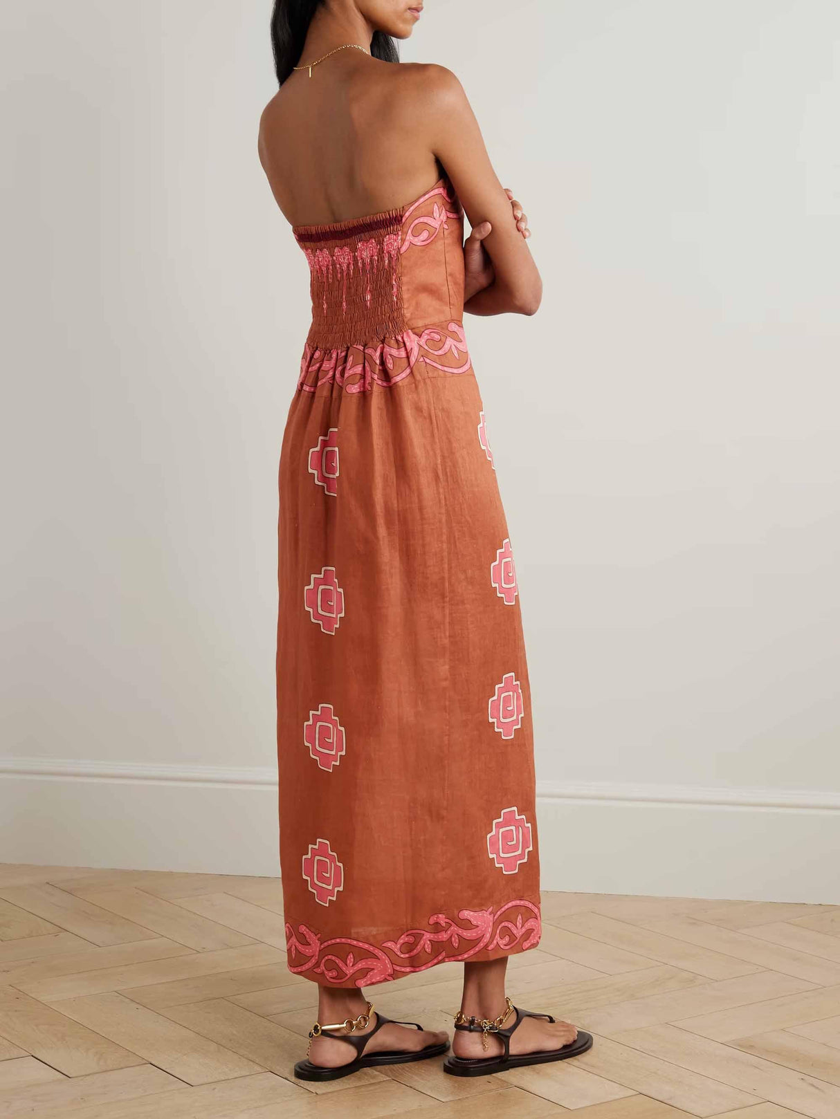 Aurohaya Retro Strapless Printed Slit Midi Dress