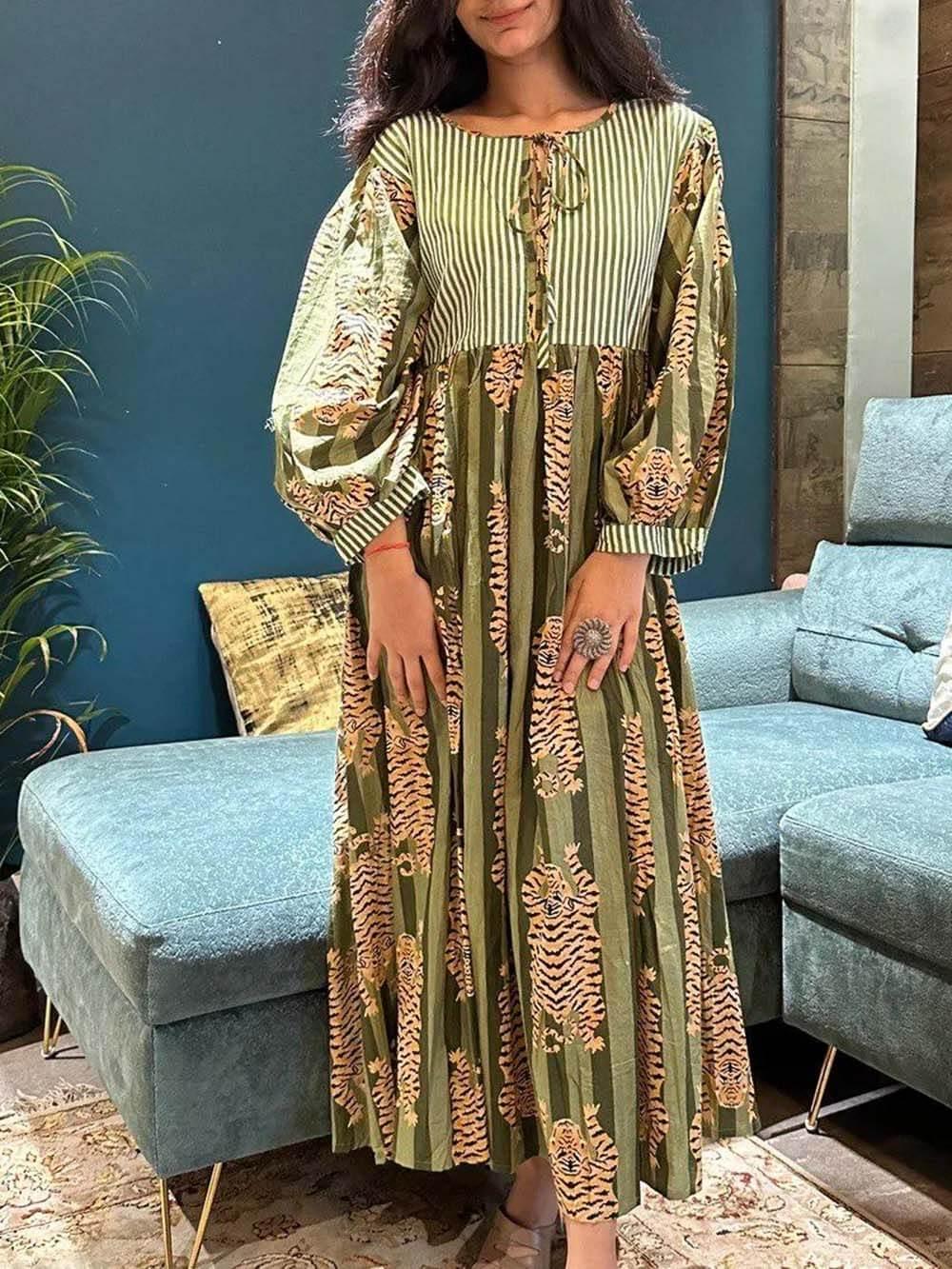 Aurohaya Unique Tiger Print Midi Dress