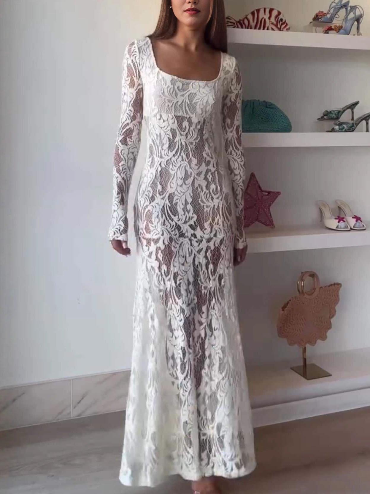 Aurohaya Exquisite Lace Square-neck Long-sleeved Maxi Dress