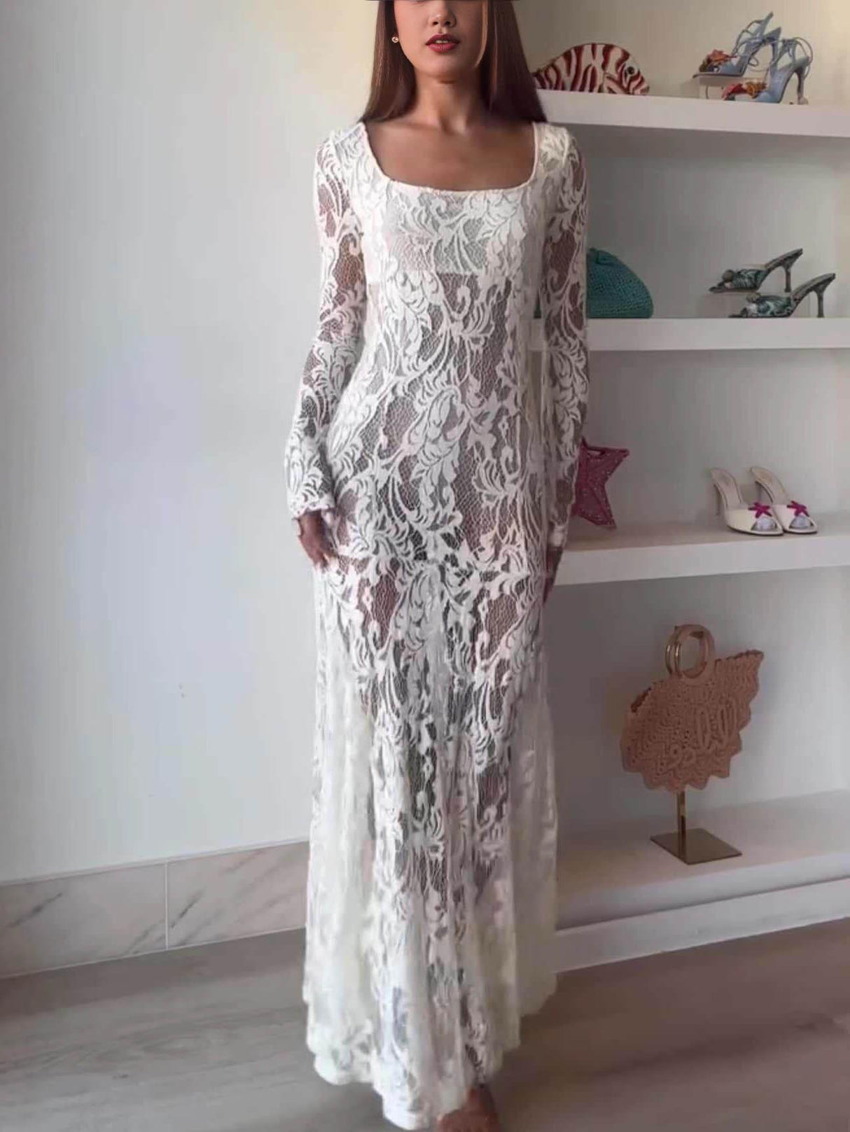 Aurohaya Exquisite Lace Square-neck Long-sleeved Maxi Dress