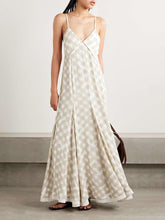 Aurohaya Elegant Plaid Print Pleated Crepe Maxi Dress Off-White