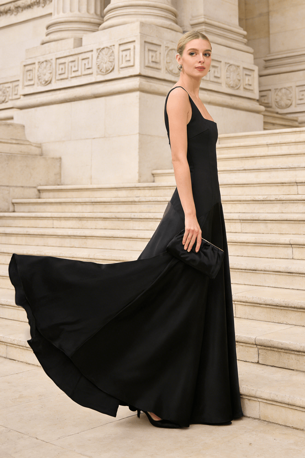 Aurohaya Zizanie Square Neck Sleeveless Maxi Dress