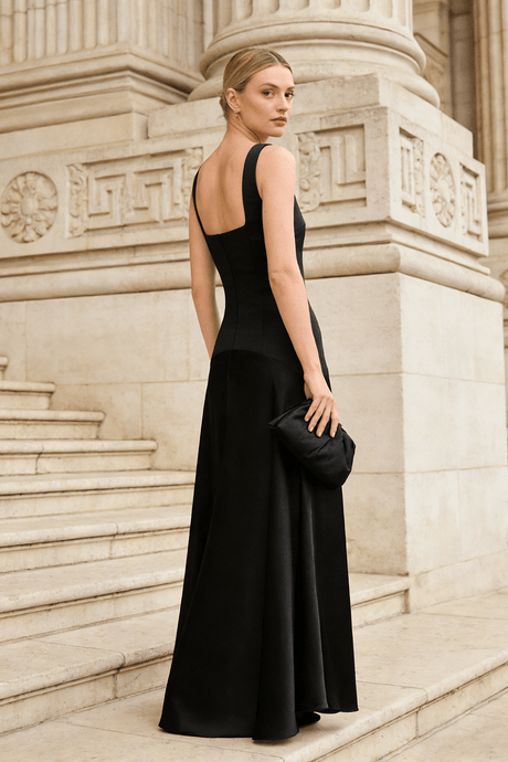 Aurohaya Zizanie Square Neck Sleeveless Maxi Dress