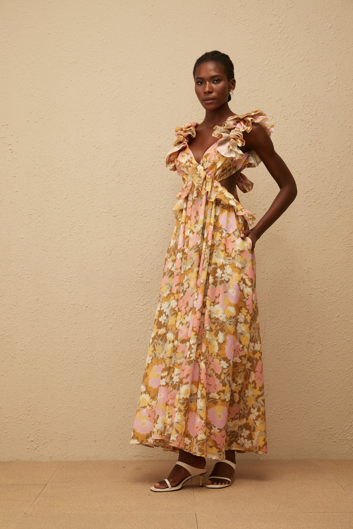 Aurohaya Adélaïde Open Back Floral Print Maxi Dress