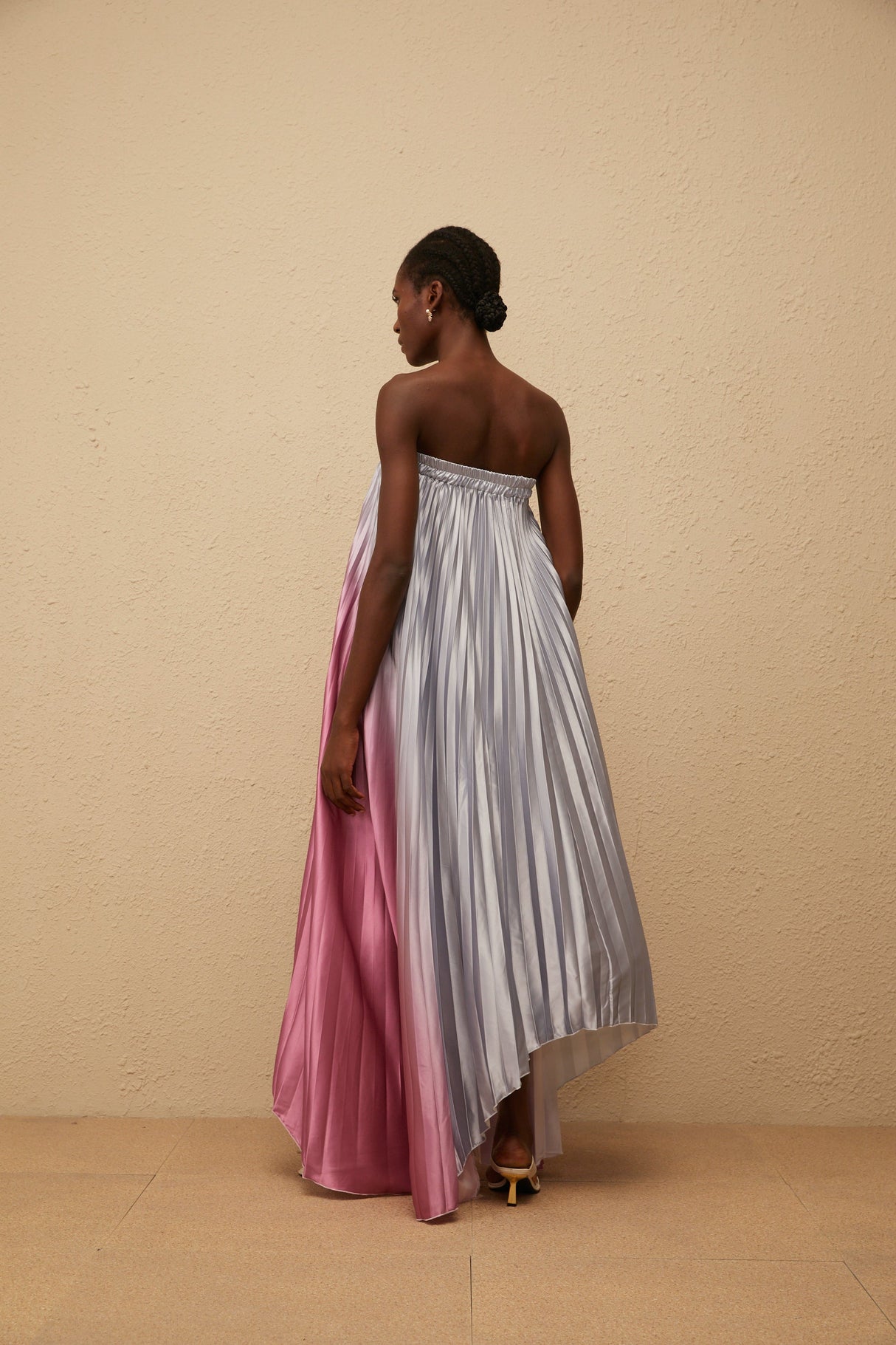 Aurohaya Irini Pink Gradient Pleated Maxi Dress