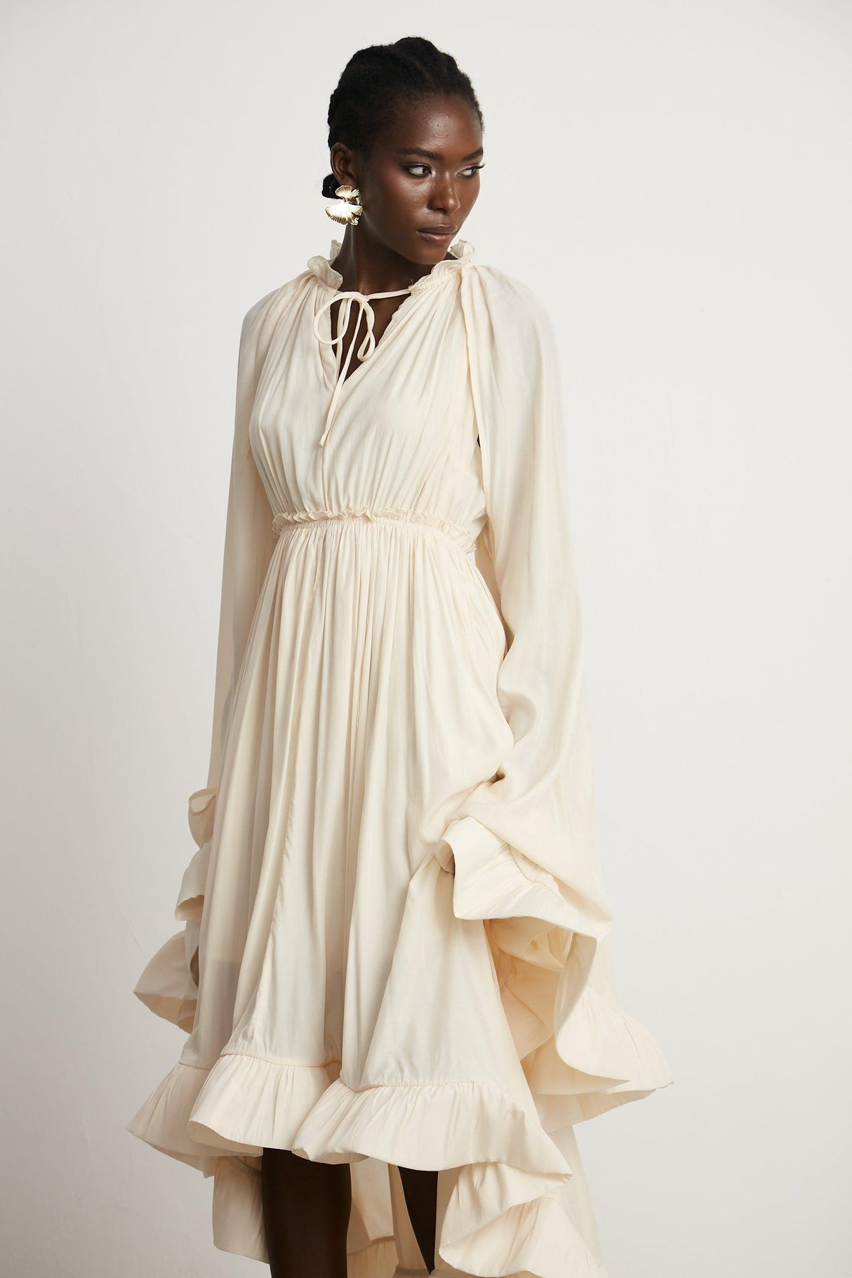 Aurohaya Ophélie cape-design midi dress