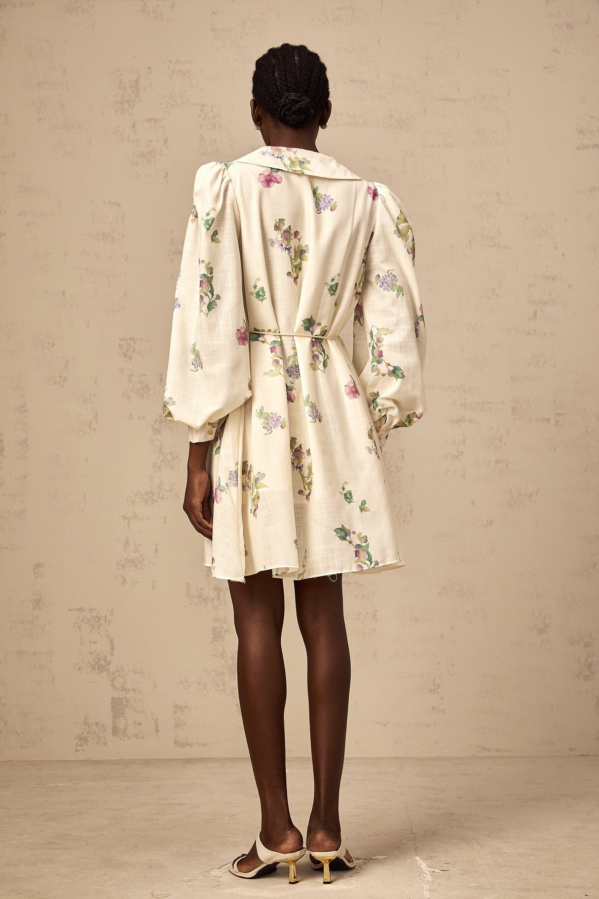 Aurohaya Perrine neutrals bowknot floral-print mini dress