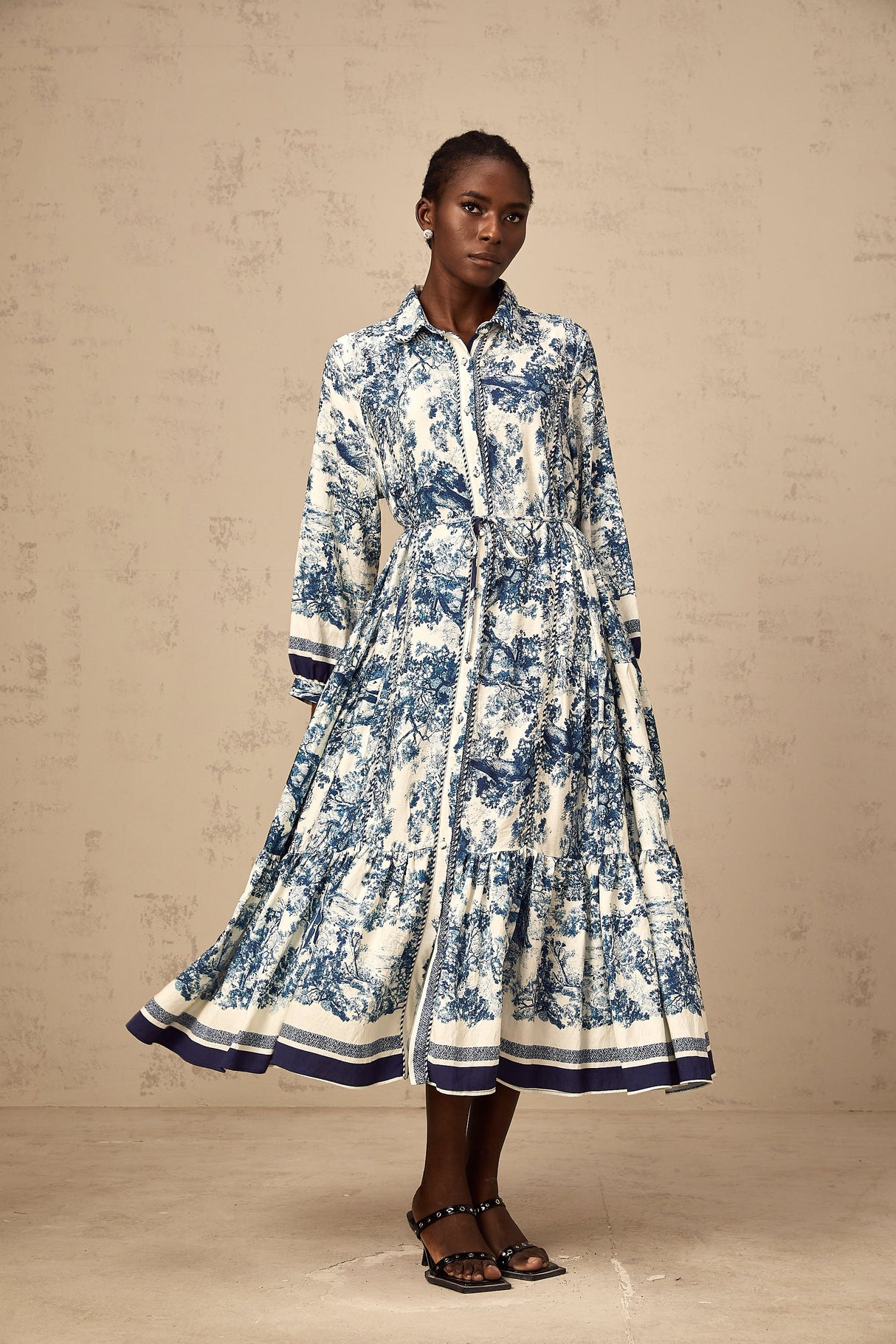 Aurohaya Adélaïde graphic-print midi dress in Blue