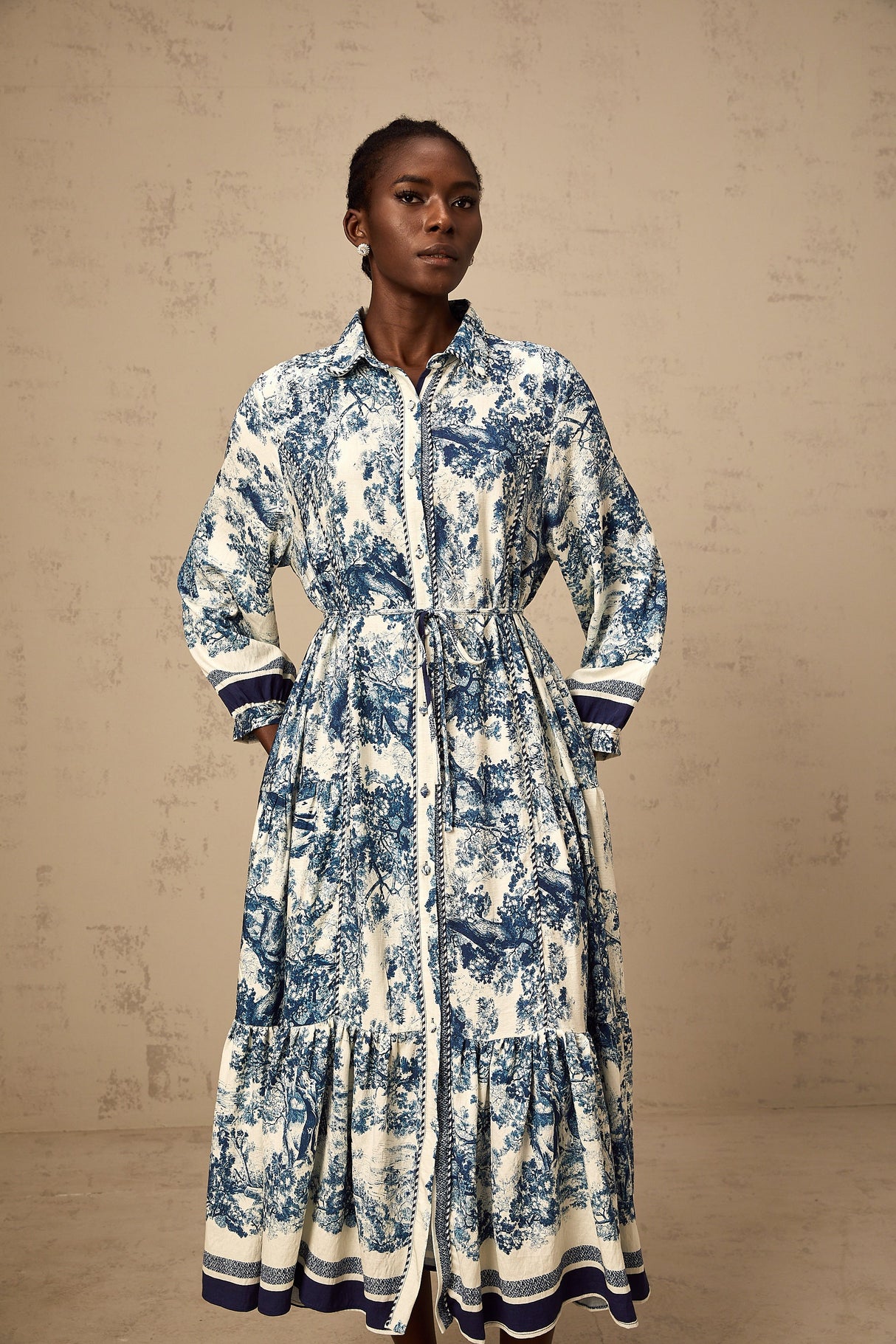 Aurohaya Adélaïde graphic-print midi dress in Blue