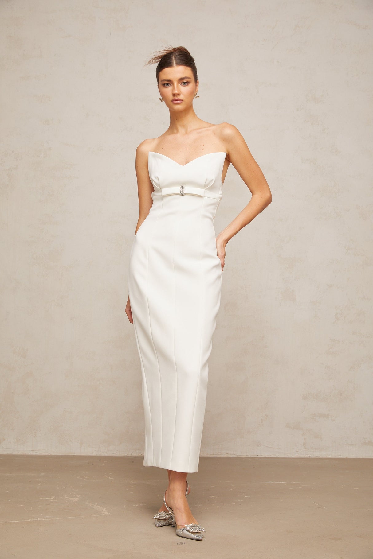 Aurohaya Isaline white corset bow-detail midi dress
