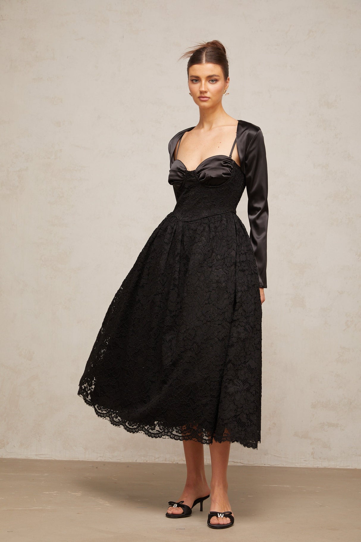 Aurohaya Sidonie black floral-lace top & dress matching set