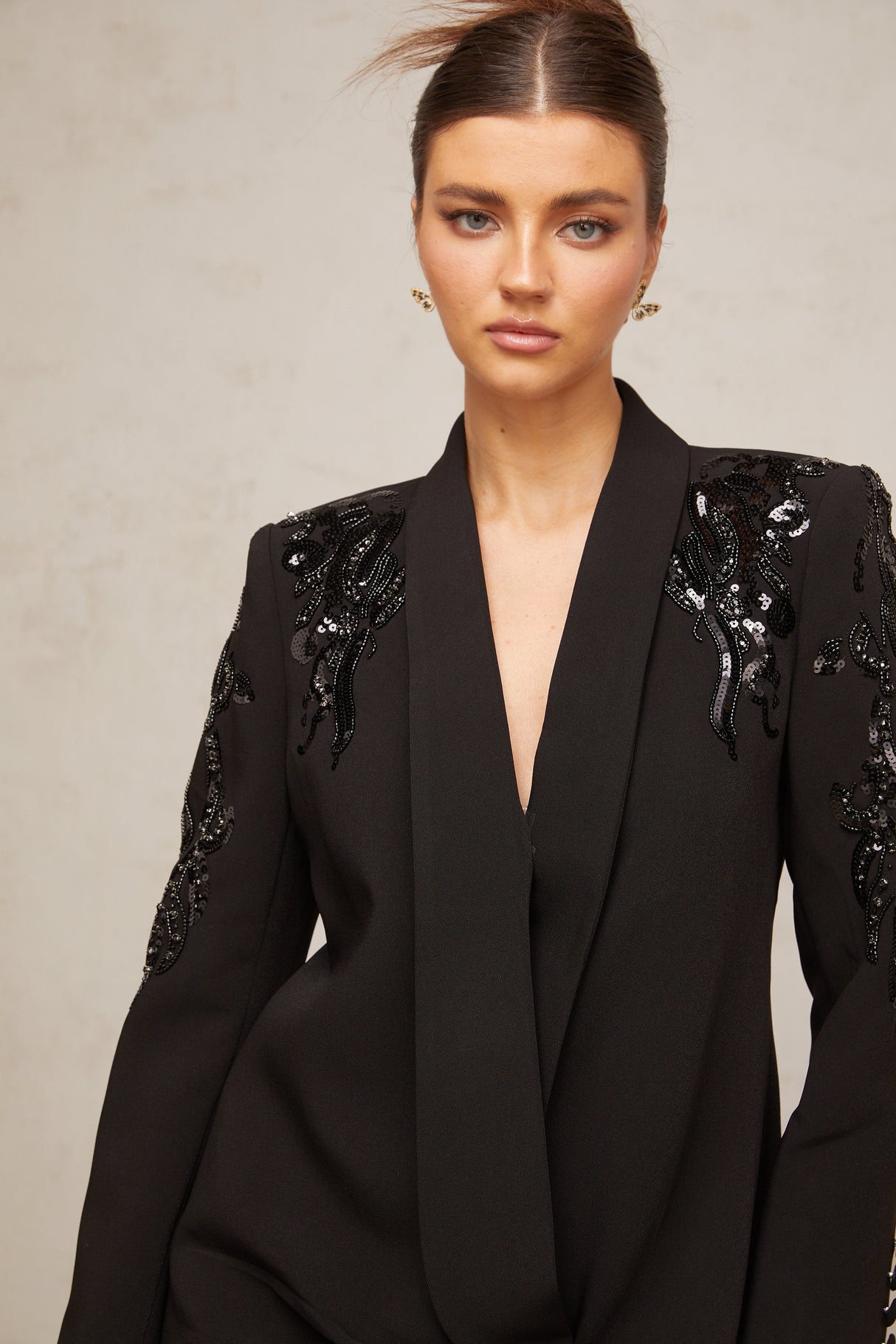Aurohaya Éléna Black Embellished Sequined Blazer Dress