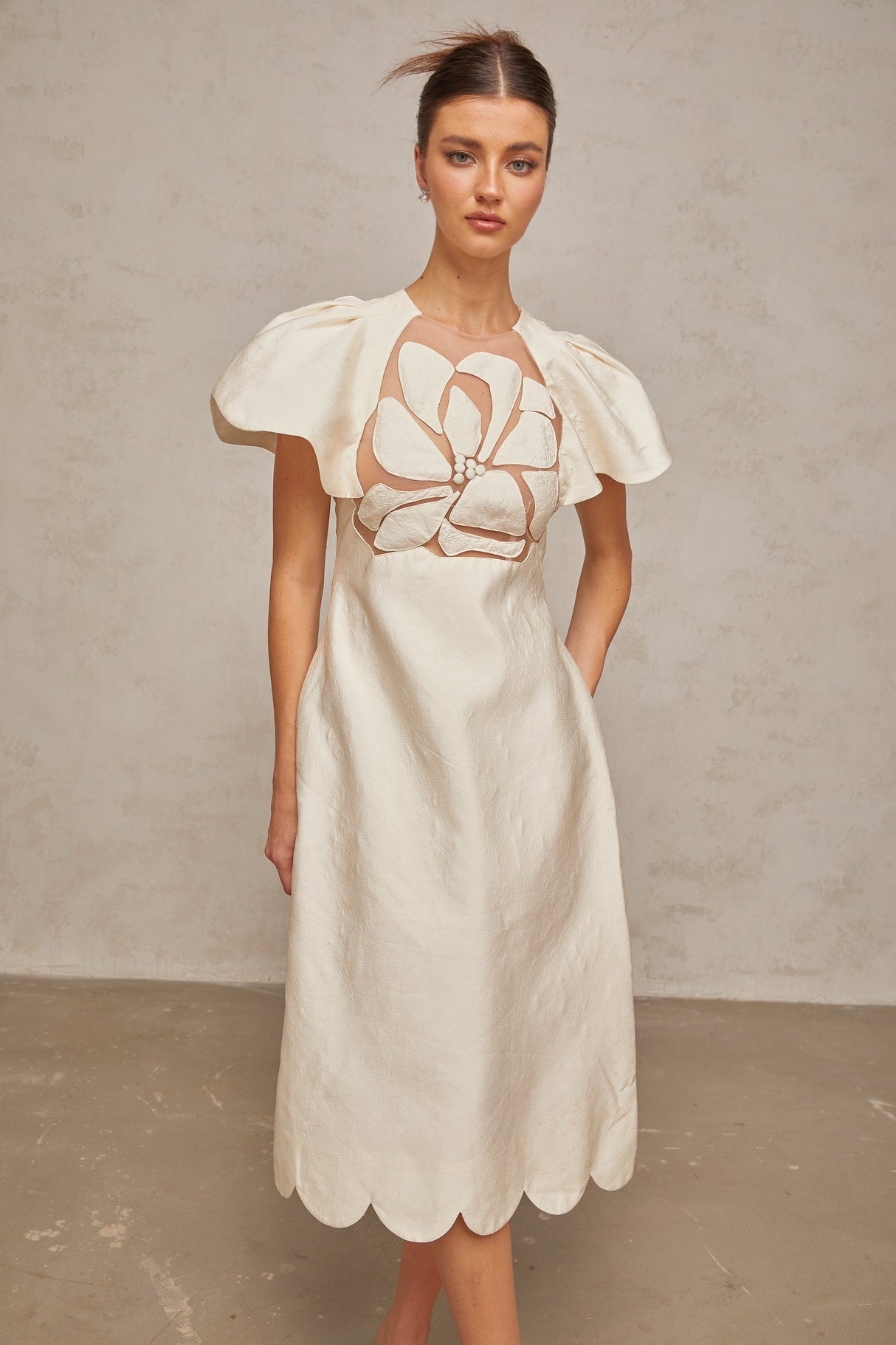Aurohaya Ségolène white flower jacquard midi dress