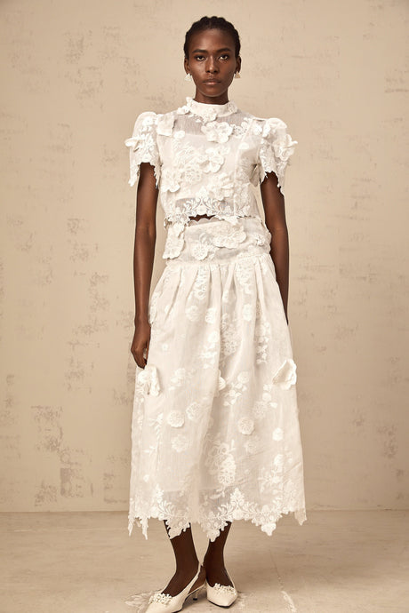 Aurohaya Thérèse white flower-embroidered top & skirt matching set