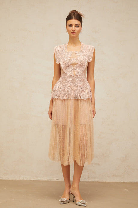 Aurohaya Céleste floral-lace-panelling tulle midi dress in Pink