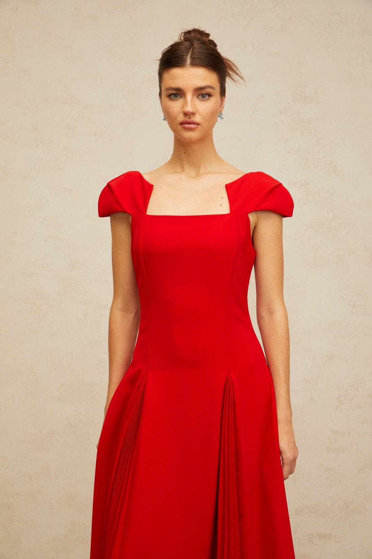 Aurohaya Gervaise red pleated-detail flared midi dress