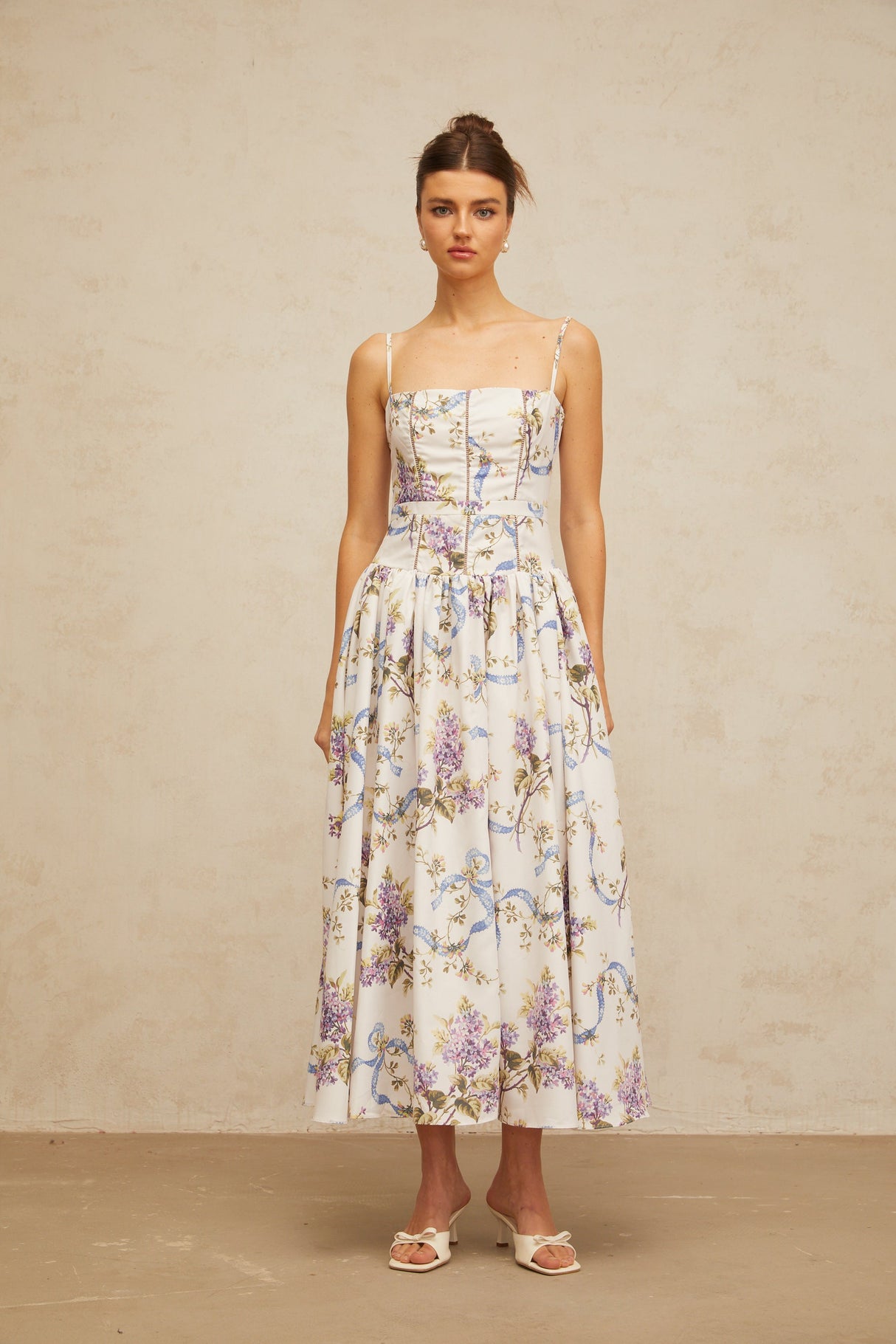Aurohaya Fleur floral-print midi dress in White