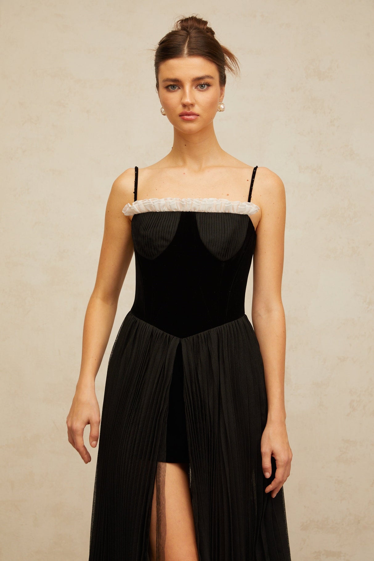 Aurohaya Clémence black velvet-panel pleated midi dress