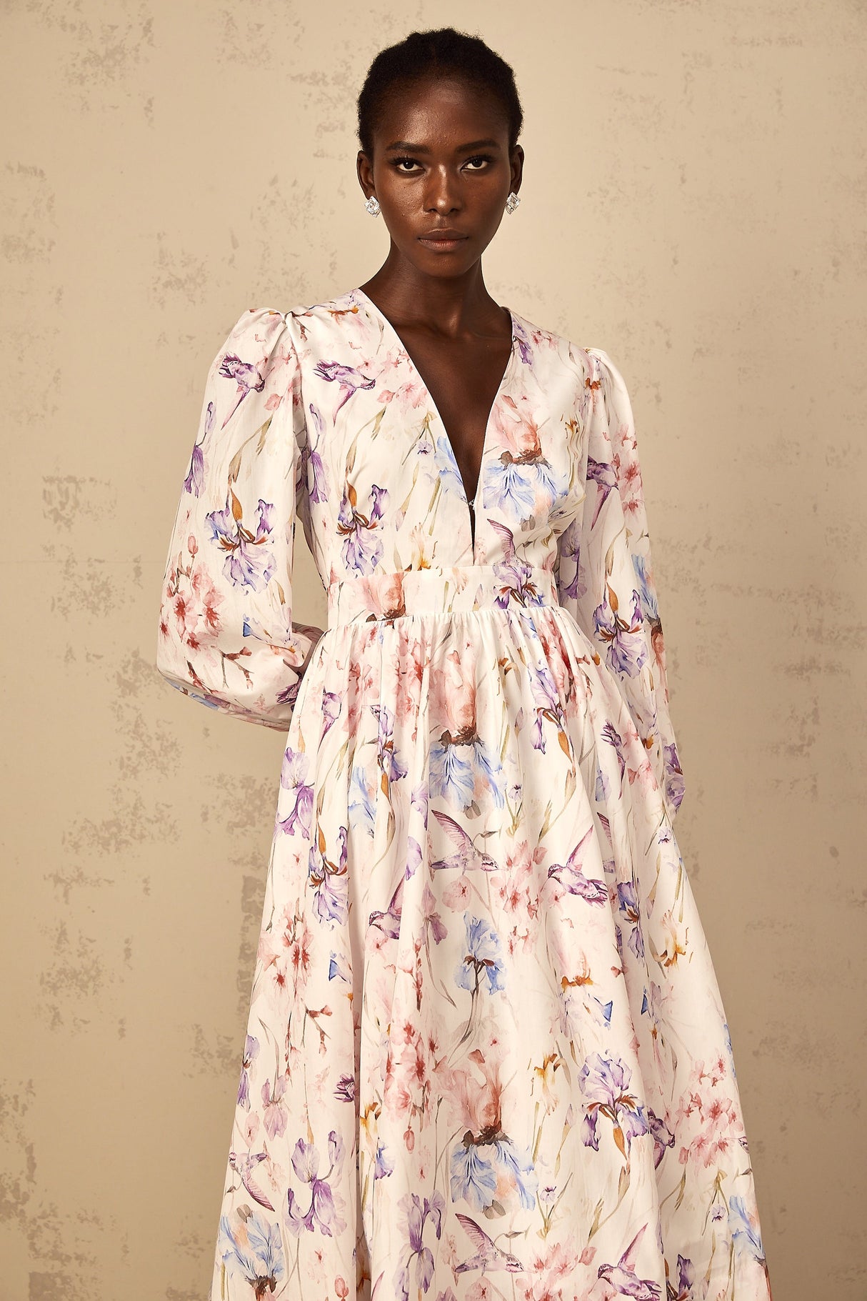 Aurohaya Géraldine White V-Neck Floral Print Midi Dress