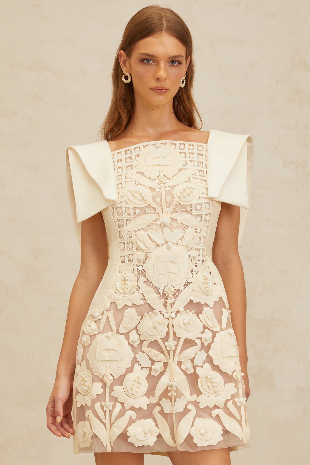 Aurohaya Léa White Floral Appliqué Crochet Mini Dress