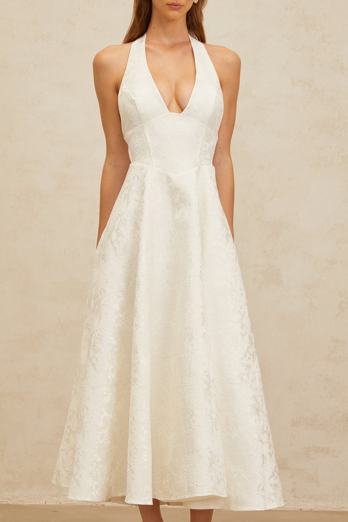 Aurohaya Céline White Glamorous Event Midi Dress