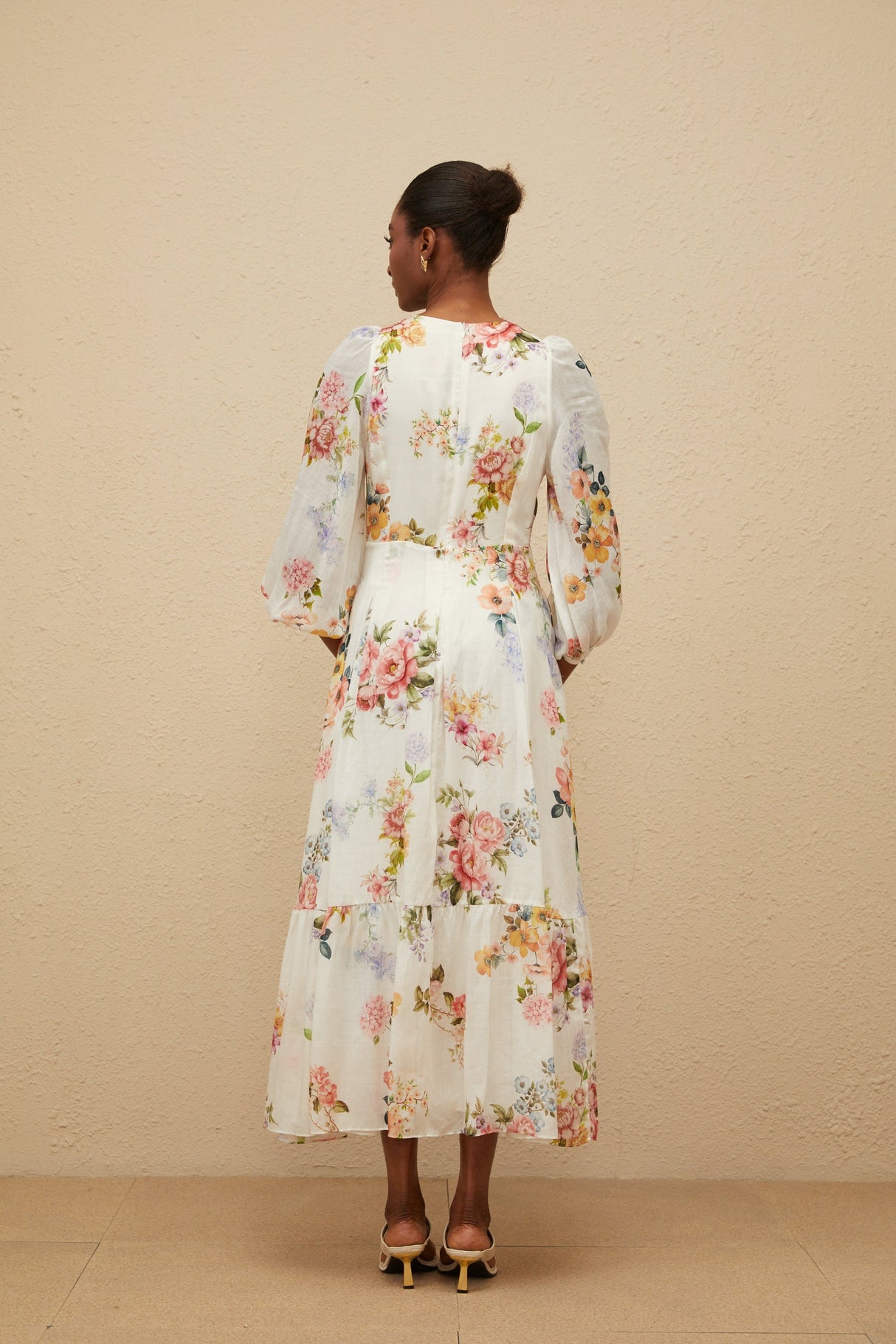 Aurohaya Noémie White Floral Print V-Neck Midi Dress