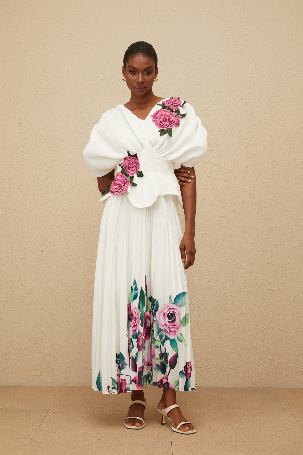 Aurohaya Pétale White Rose Appliqué Maxi Dress