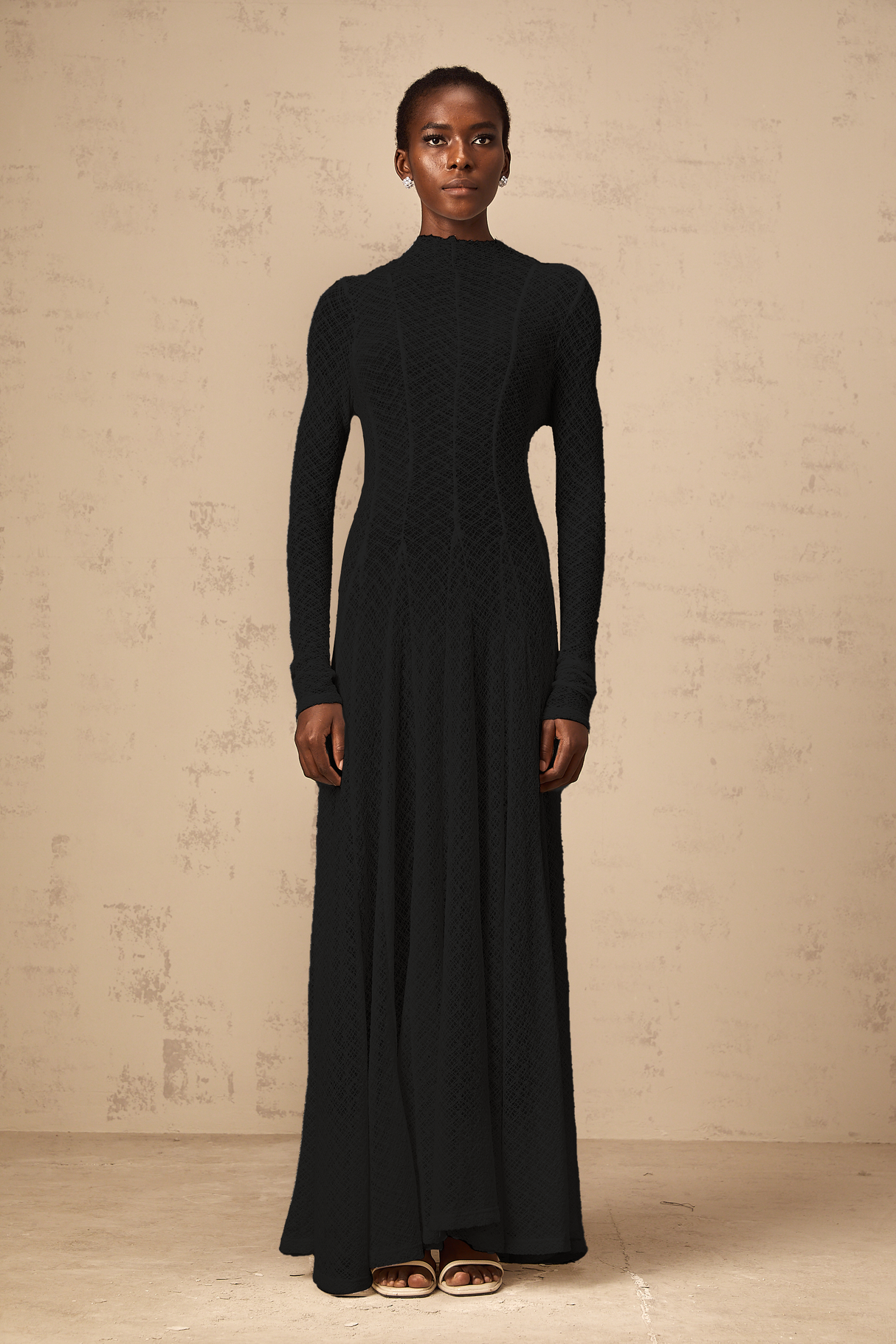 Aurohaya Athena wavy-pattern lace maxi dress in Black