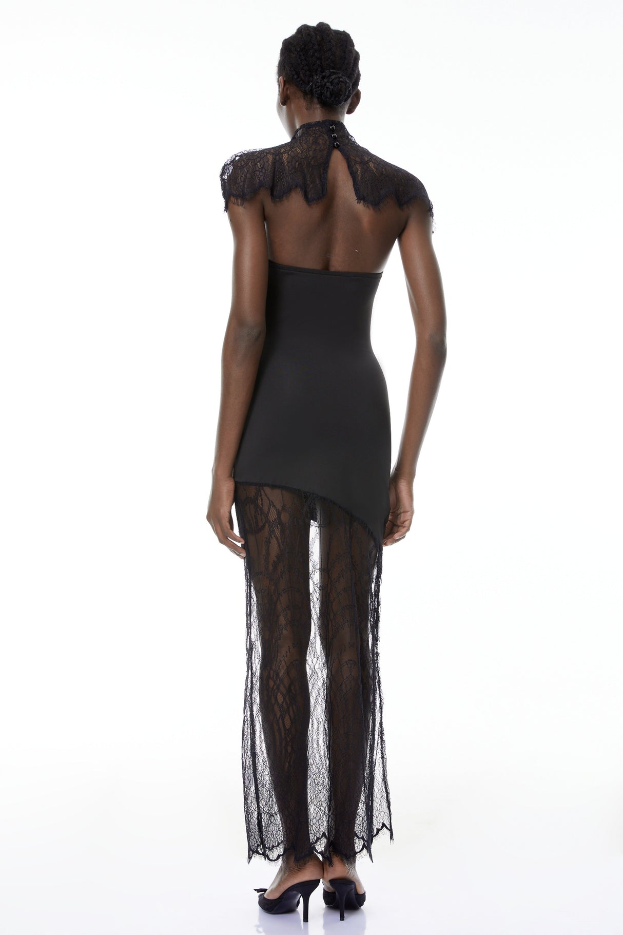 Aurohaya Arianna Black Floral Lace Shawl & Dress Matching Set