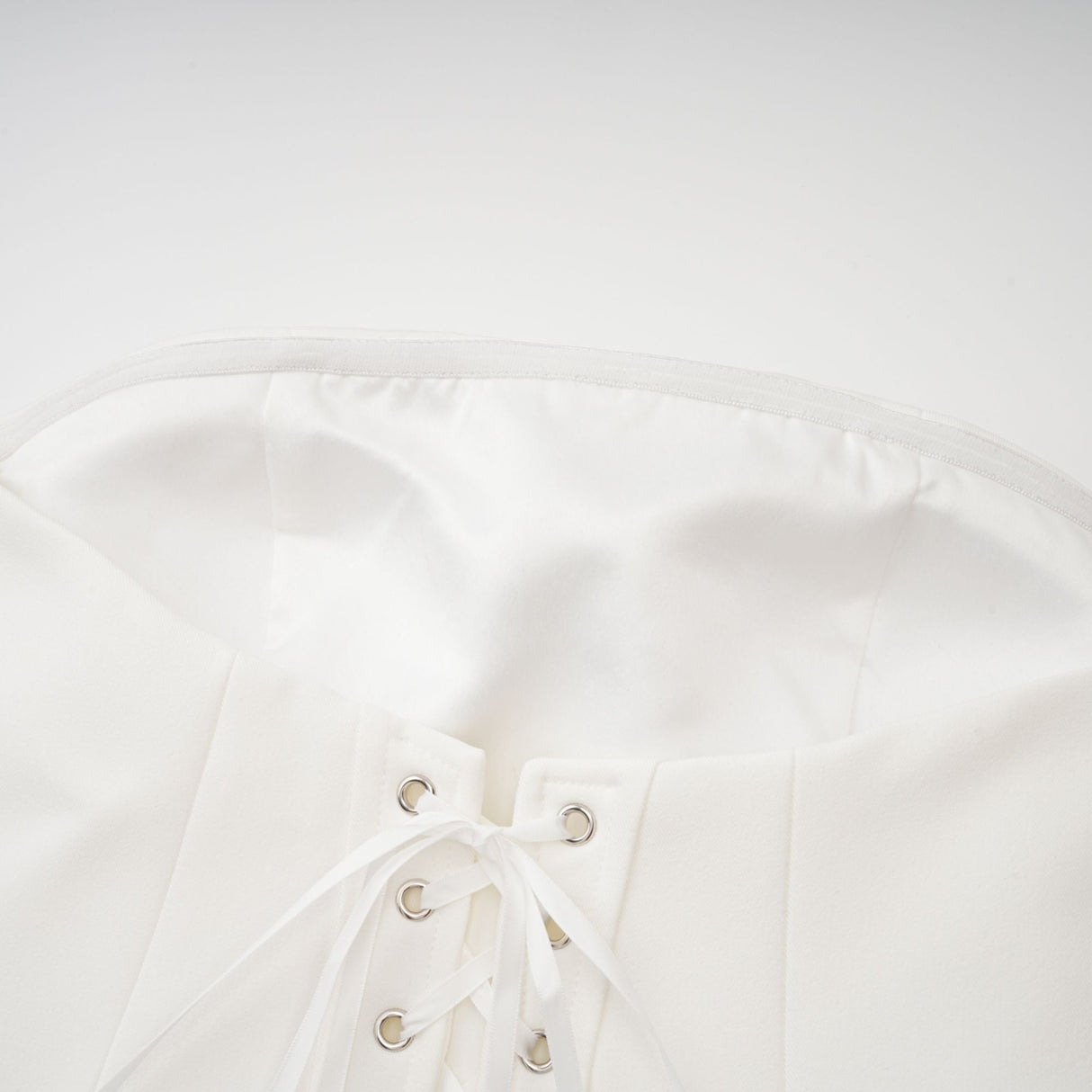 Aurohaya Mélanie White Corset Dress & Mesh Skirt Set