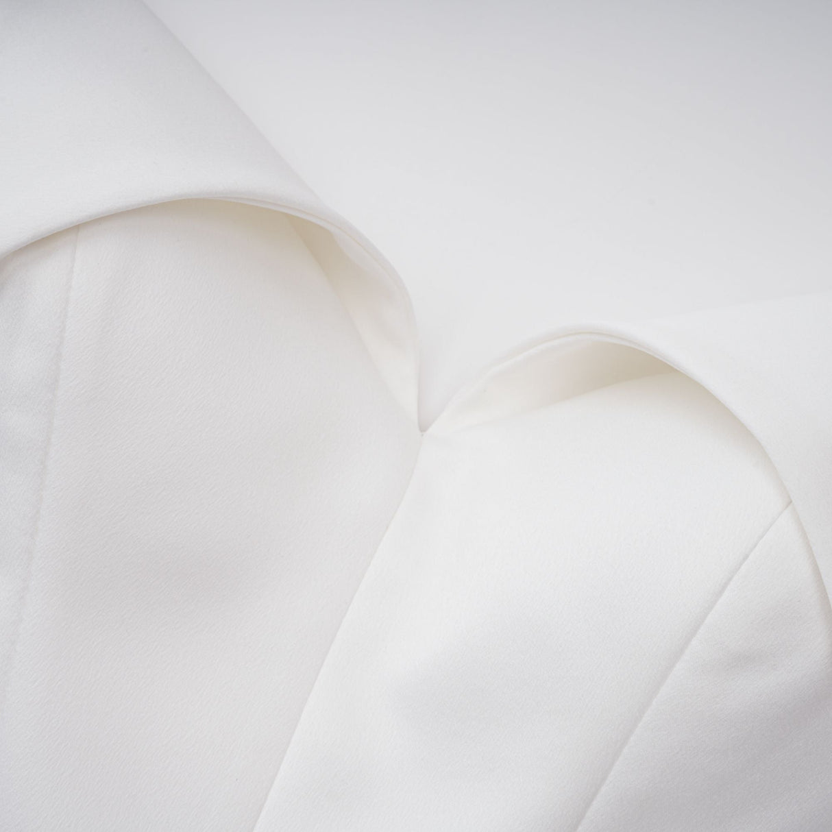 Aurohaya Alba White Barrel Waist Corset Maxi Dress