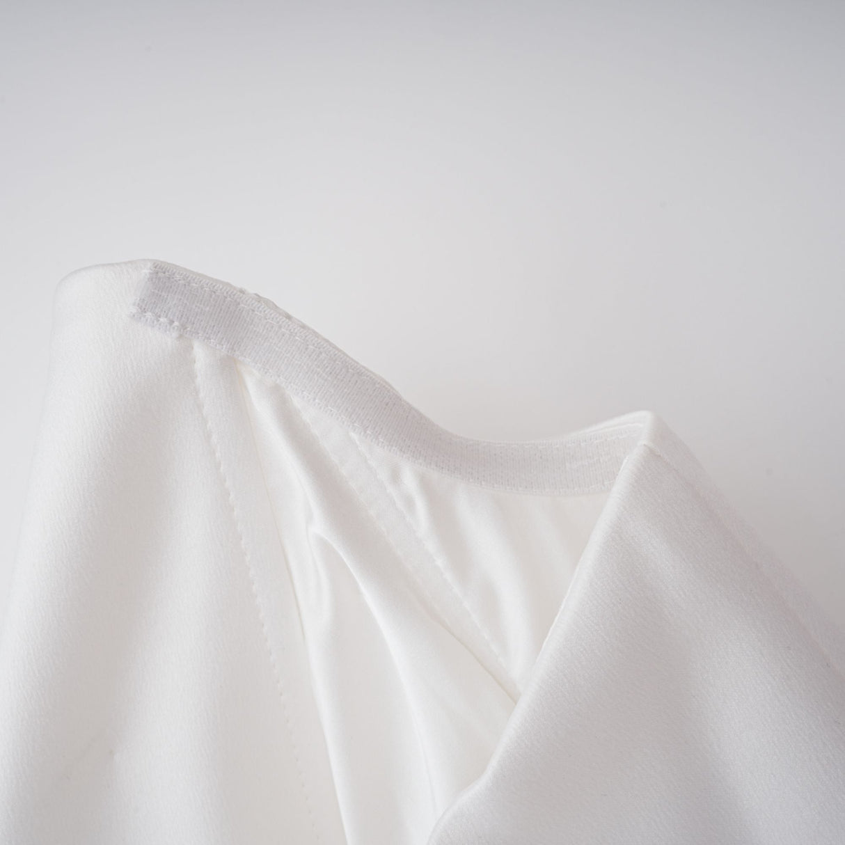 Aurohaya Alba White Barrel Waist Corset Maxi Dress