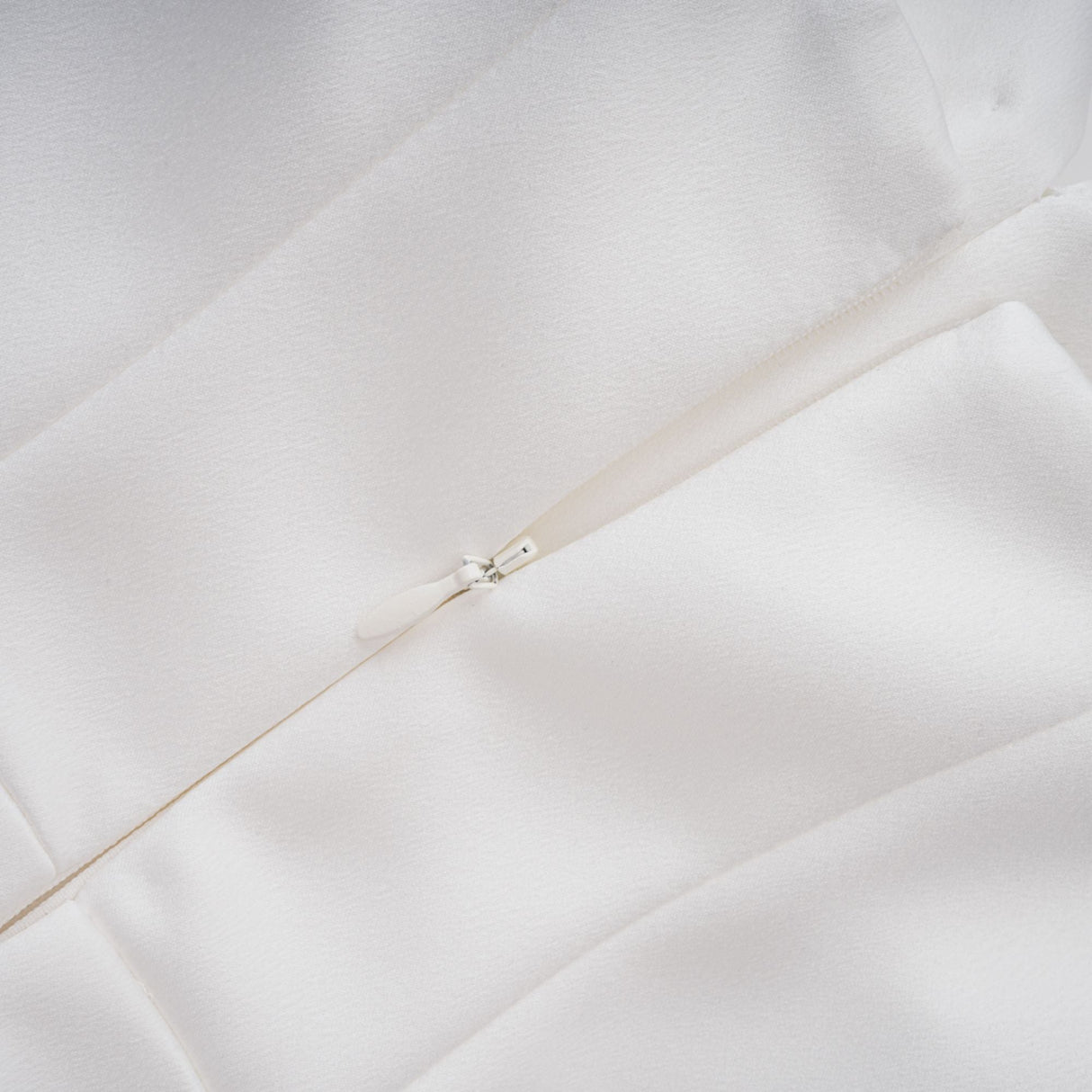 Aurohaya Alba White Barrel Waist Corset Maxi Dress
