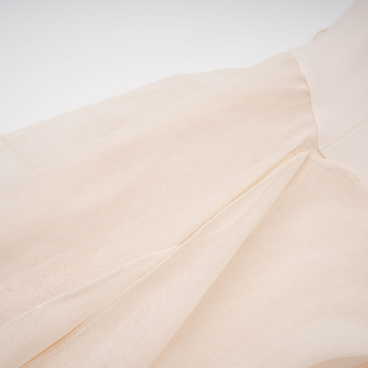 Aurohaya Aria White Asymmetrical Shawl & Tulle Panel Dress Set