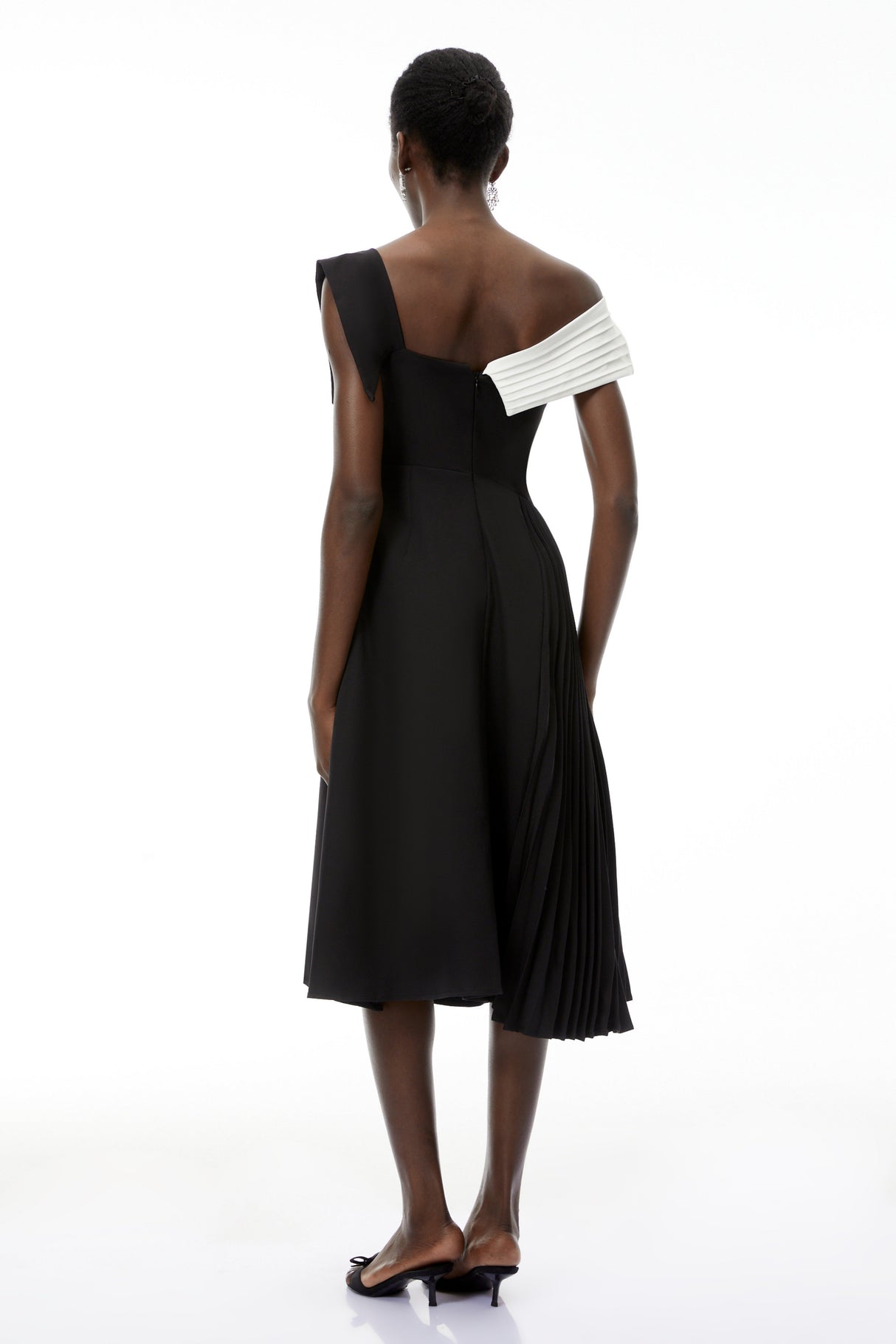 Aurohaya Faustine Black Asymmetrical Color Block Midi Dress