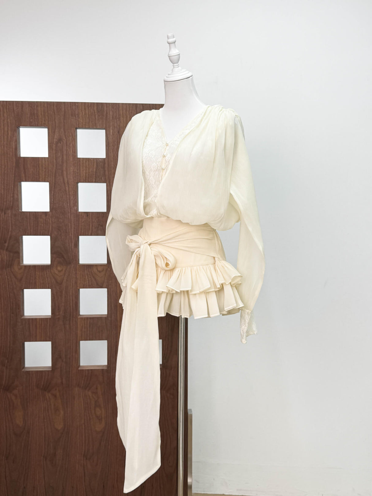 Aurohaya Soline Lace Mini Dress