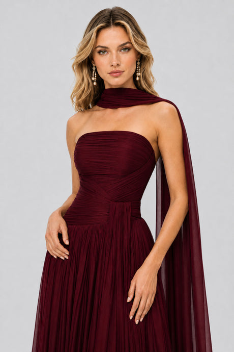 Oiseau Strapless Pleated Maxi Dress / Burgundy