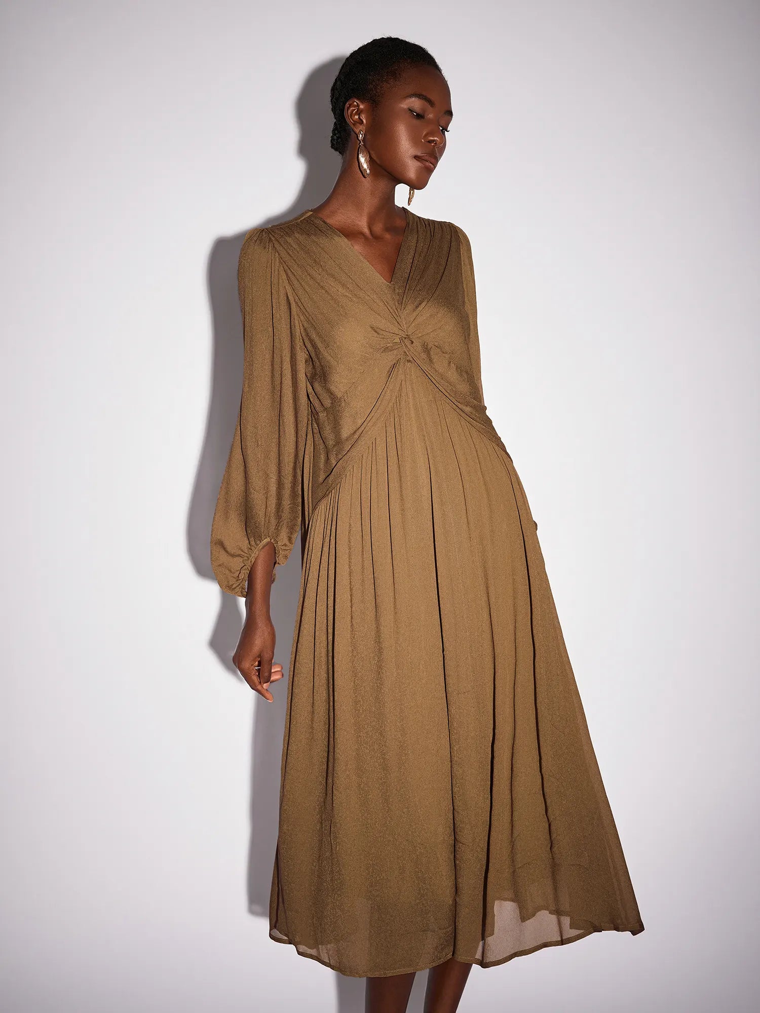 Aurohaya Marie Ruched V Neck Long Sleeve Midi Dress