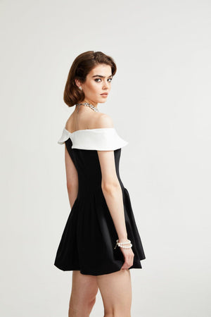 Aurohaya Deniece Black Off-The-Shoulder Mini Dress