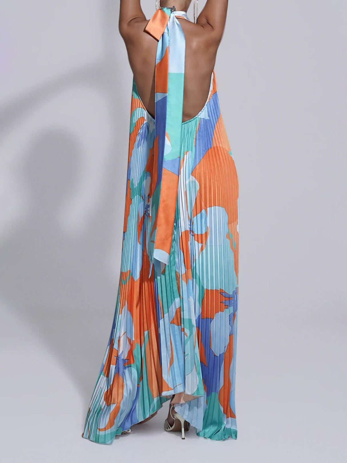 Aurohaya Stylish Pleated Halterneck Strappy Backless Midi Dress